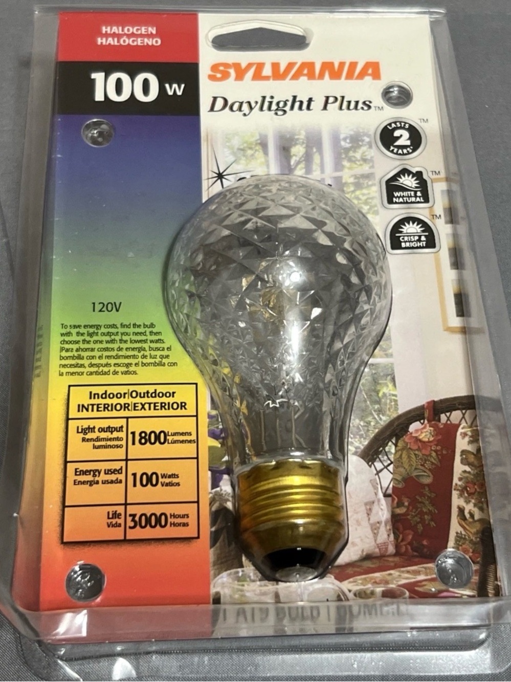 Rare Sylvania Daylight Plus 100W Halogen Decorative Bulb